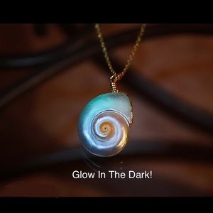 Glow In The Dark Shell Pendant